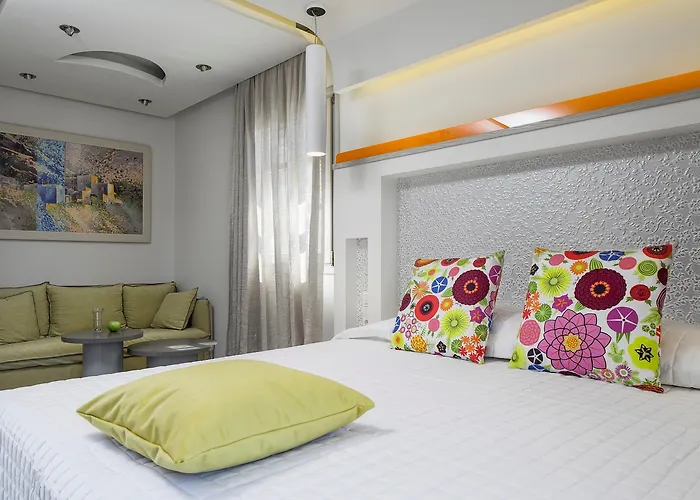 Kouros Art - Designed For Adults 4*