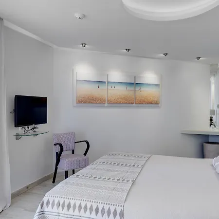 Kouros Art (adults Only) Hotel