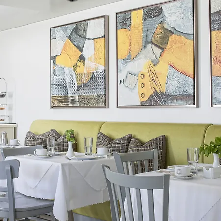 Kouros Art - Designed For Adults Otel 4*