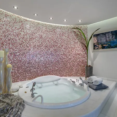 Hotel Kouros Art - Designed For Adults