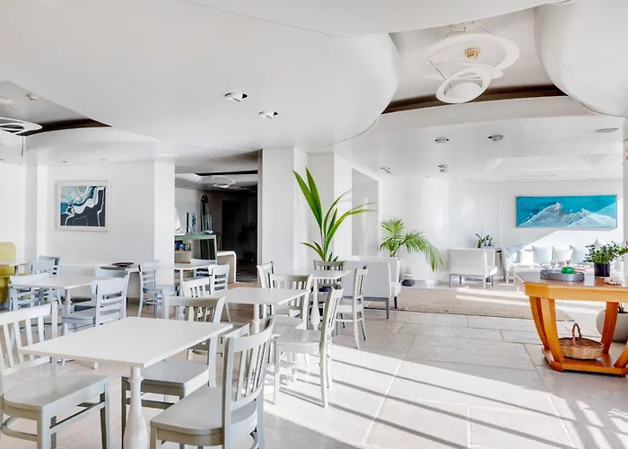 Kouros Art - Designed For Adults Hotel