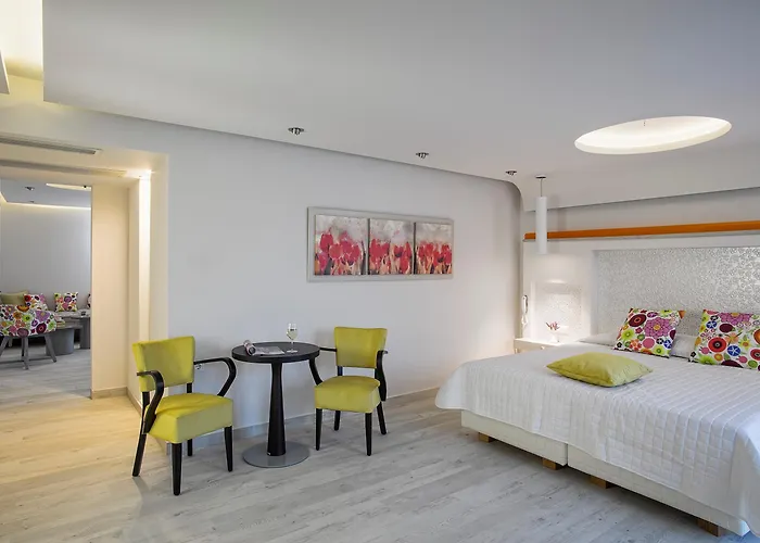 Kouros Art - Designed For Adults Hotel