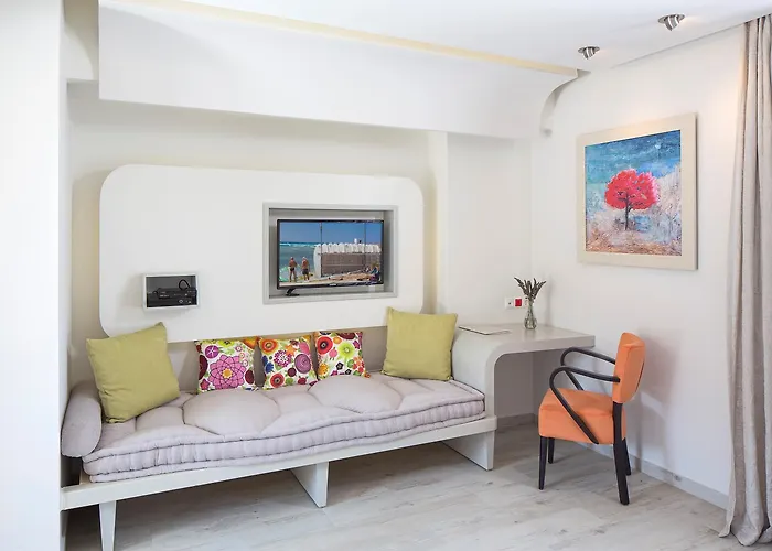 Hotel Kouros Art - Designed For Adults