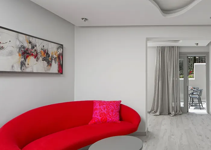 Kouros Art - Designed For Adults Hotel