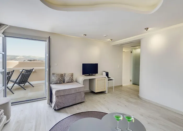 Kouros Art - Designed For Adults Hotel 4*